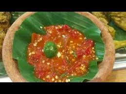 Resep sambal pertama yang jadi favorit sejuta umat dan dapat dengan mudah ditemukan di berbagai tempat makan, apalagi kalau bukan sambal bawang. Resep Sambal Dadak Ala Resto Sunda Pedas Segar Paling Enak Youtube