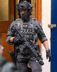 Blades Rocking That Skdtactical And Arcteryx Goodness Uksf Sas Specialairservice British Special Forces Gear Military Gear Special Forces Special Forces