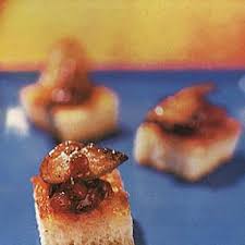 Seared Foie Gras And Lingonberry Jam On Brioche Toast Foie Gras Recipe Lingonberry Recipes Foie Gras