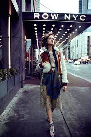 Lara Jade Framing Fashion With The Eos 5d Mark Iii Canon Professional Network Street Fashion Photography High Fashion Photography Editorial Fashion A small one on the top of the handgrip, and a large, spinning dial on the. pinterest