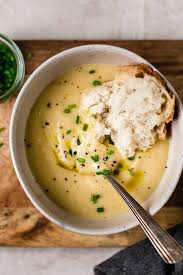 Classic Potato Leek Soup Skinnytaste Recipe Potato Leek Soup Leek Soup Homemade Soup