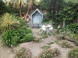 10 Ways Of Creating A Beach Garden Theme Beach Garden Design Seaside Garden Beach Theme Garden