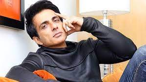 Sonu sood recently revealed that he is friends with everyone in the industry including the two khans, shah rukh khan and salman khan. Sonu Sood Not Interested In Entering Politics At The Moment