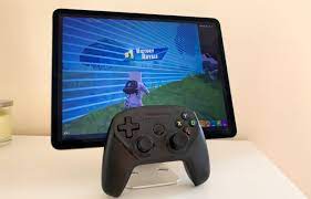 Fortnite has become an enormous enterprise, and epic games announced in may that it had more than 350 million registered players. You Can Still Re Download Fortnite On Iphone Ipad After Apple S Ban