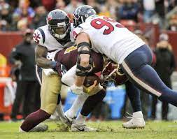 Smith, the redskins quarterback, was injured and carted off the field in the third quarter of the game against the texans. Alex Smith S Comeback Inside The Fight To Save The Qb S Leg And Life