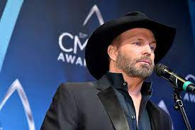 His integration of rock and pop elements into the country genre has earned him. Garth Brooks Net Worth In 2021 Wife Divorce From Sandy Mahl