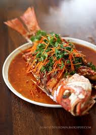This Thai Fried Fish Looks Stellar Whole Fish Recipes Whole Snapper Recipes Fried Whole Fish