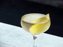 White Negroni Recipe Recipe Negroni Recipe Cocktails To Make At Home Serious Eats