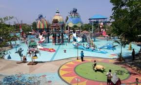 Pengunjung dapat merasakan sensasi berenang seperti di pesisir. 10 Kolam Renang Di Sidoarjo Jawa Timur Yang Bagus Murah 2021 Indoor Buka Sampai Malam 24 Jam Baru Alami Dan Harga Tiket Jejakpiknik Dot Com