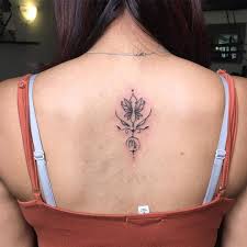 21 Chic Virgo Tattoos That Ll Satisfy Your Inner Perfectionist I Am Co Virgo Tattoo Virgo Tattoo Designs Virgo Constellation Tattoo