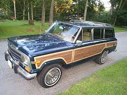 Old Jeep Grand Wagoneers With Wood Paneling Mine Isnt A Woody But With Time It Will Be Just As Classy Old Jeep Jeep Wagoneer Jeep Grand