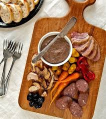 Charcuterie Recipes Salami Ham Bacon Jerky Sausage Charcuterie Recipes Cured Meat Recipes Homemade Sausage Recipes