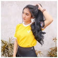 Apa Warna Favorite Kamu Kalo Aku Si Kuning Hehehe Adidas Yellow T Shirt Allinstore New Wanita Gadis Cantik Gaya Rambut Panjang