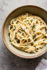 15 Minute Creamy Garlic Pasta Recipe In 2020 Creamy Pasta Recipes Creamy Garlic Pasta Recipe Garlic Pasta Recipe