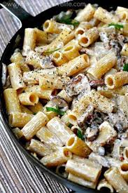 Yum Possible Substitutes The Ricotta For Goat Cheese The Bacon For Turkey Bacon The Rigatoni For Whole Wheat Recipes Pasta Dishes Easy Pasta