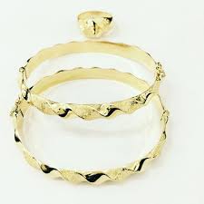 Bijouterie Ahmed Toure Dakar Senegal Vend De Bijoux En Or Et Argent Bijouterie Bijoux Bijoux En Or