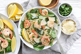 Shrimp Scampi With Spinach In 2020 Easy Seafood Recipes Tasty Pasta Shrimp Scampi
