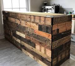A Wood Pallet Can Be Used For Different Outdoor And Indoor Furniture Plans This Wooden Counter Is Beautifully Designed With The Recycled Pallets This Counter