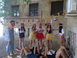 Verbena Curso De Monitor De Tiempo Libre Madrid En 2020 Ocio Y Tiempo Libre Programa De Actividades Cursillo