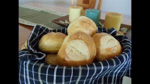 No Knead Artisan Dinner Rolls Four Ingredients No Mixer No Yeast Proofing Youtube Dinner Rolls Artisan Rolls Food
