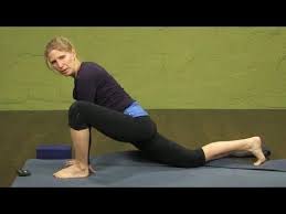 Dragon Pose Yin Yoga Variation Of Lizard Lunge And Half Hamanunasana My Second Face Way Of Working Into Splits Yoga Videos Yin Yoga Ashtanga Vinyasa Yoga
