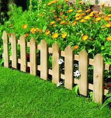 Pin By Tammy Fisher On Plants Backyard Small Garden Fence Picket Fence Garden Diy Garden Fence