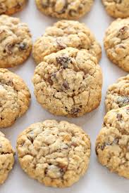 These Soft And Chewy Oatmeal Raisin Cookies Are Super Soft Thick And Loaded Oatmeal Raisin Cookies Chewy Cookie Recipes Oatmeal Raisin Oatmeal Cookie Recipes