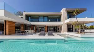 Shadow Hill Luxury Modern Home In Beverly Hills Ca Usa Youtube Are you looking for a house that reflects your success and includes the very best in amenities and use of space?