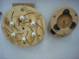 Lathe Chucks Homemade Longworth And Donut Type Lathe Chucks Constructed From Wood And Plywood Homemade Lathe Wood Turning Lathe Lathe Chuck