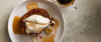 This Baked Vegan French Toast Makes A Great Brunch Option Because It Can Be Made In Large Quantities Plant Based Recipes Breakfast Aquafaba Vegan French Toast
