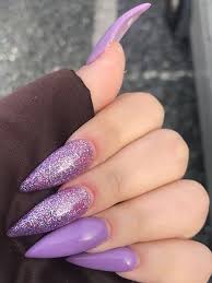 It is a bold look that has gained popularity with celebrities. 20 Fierce Stiletto Nails To Copy In 2021 The Trend Spotter
