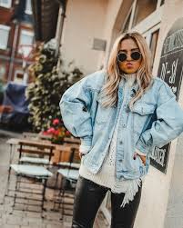 Working Part Time Hardly Working Want Get Repeat Oversized Denim Jacket Outfit Denim Jacket Outfit Fall Fall Jackets Outfit While loose and oversized designs are excellent for creating a relaxed appearance, fitted and cropped styles look sharper. pinterest