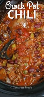 Slow Cooker Chili Will Become A Go To Recipe For Even The Busiest Of Families Ground Beef Onion Slow Cooker Chili Chili Recipe Crockpot Crockpot Recipes Beef