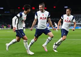 Tottenham hotspur football club)‏ هو نادي كرة قدم إنجليزي، تأسس في 5 سبتمبر 1882 تحت مسمى نادي هوتسبر (بالإنجليزية: Ù…Ø¨Ø§Ø±Ø§Ø© ØªÙˆØªÙ†Ù‡Ø§Ù… Ù‡ÙˆØªØ³Ø¨ÙŠØ± ÙÙŠ Ù…ÙˆØ§Ø¬Ù‡Ø© Ø¨Ø±Ø§ÙŠØªÙˆÙ†