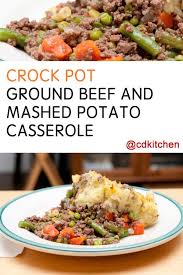 Crock Pot Ground Beef And Mashed Potato Casserole Recipe From Cdkitchen Com Potatoe Casserole Recipes Slow Cooker Ground Beef Beef And Potatoes