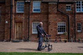 100 years through the eyes of the nhs's fundraising hero. Tom Moore A K A Captain Tom Gives Britain Hope During Coronavirus The New York Times