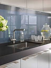 Wenn sie einfaches, satiniertes glas ohne aufdruck suchen, haben wir einen tipp für sie: 30 Tolle Wohnideen Fur Kuche Glasruckwand Glasruckwand Kuche Glasruckwand Kuchenspiegel