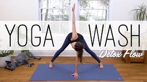 23 Min Yoga Wash Detox Flow Use This Free Practice To Renew Your Energetic Body Calm Your Mind And Re Center In 2020 Yoga With Adriene Yoga Flow Free Yoga Videos