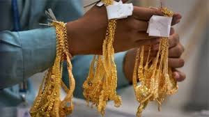Silver prices in the international markets depends on a whole lot of factors, including inflation prospects, movement of the dollar and liquidity conditions in the globe. Gold Price Today Goes Past Rs Rs 51 000 Mark Oneindia News