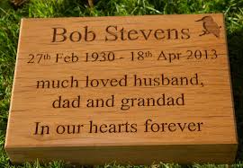 Beautiful Wooden Memorial Tablet Made In Balau This Is A Very Heavy Very Hard And Very Long Lasting Timber Full Of Its Own Oi Memorial Plaque Memories Burial