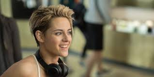 Director elizabeth banks' reboot of charlie's angels, despite its aces cast led by kristen stewart, came and went from theaters this past november and i think trying to have a really complicated, overly politicized feminist conversation in a five minute tv interview about 'charlie's angels' … Charlie S Angels Star Kristen Stewart Loves That The Angels Start The Movie As Strangers Cinemablend