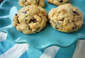 Levain Bakery Oatmeal Raisin Copycat Cookies Recipe The Original Levain Bakery Copycat Soft Oatmeal Raisin Cookies Oatmeal Raisin Cookies Chewy Levain Bakery