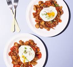 Mushroom Hash With Poached Eggs Recipe Healthy Bbc Good Food Recipes Healthy Breakfast
