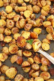 Oven Roasted Potatoes Crispy Oven Roasted Potatoes How Recipes Recipesideas Easyrecipes E In 2020 Baked Red Potatoes Baked Baby Potatoes Gold Potato Recipes
