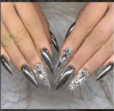 Top 50 silver nail art ideas for various occasions. 30 Stunning Silver Nail Designs Trends 30 Stunning Silver Nail Designs Trends Christmas Nails Holiday Silver Nails Chrome Nail Art Chrome Nails Designs