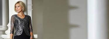 Wie selten wird heute noch eine goldenen hochzeit gefeiert! Festliche Kleider Kaufen Bei Atelier Goldner Schnitt