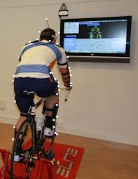 Nuestro Nuevo Sistema De Captura Del Movimiento A Tiempo Real Por Ambos Lados Del Ciclista Y En 3d Biomecanica Salud Y La Stationary Bike Bike Gym Equipment