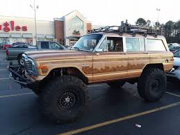 Peep The Wood Panel Landscape Jeep Truck Vintage Jeep Jeep Wagoneer