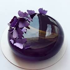 Hallo äna, welche kuchen eignen sich denn da am besten? Mirror Glaze Torte Rezept Fur Spiegelkuchen Mit Uberzug Aus Glanzender Glasu Aus Fur Glanzen Mirror Glaze Cake Mirror Cake Mirror Glaze Cake Recipes