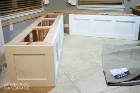 how to build a kitchen nook bench [full